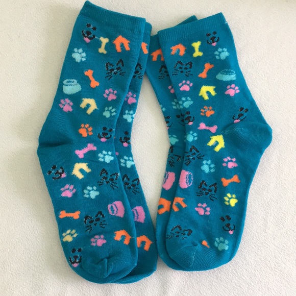 🆓 Free with Purchase: Two Pairs Cat and Dog Socks - Picture 2 of 5